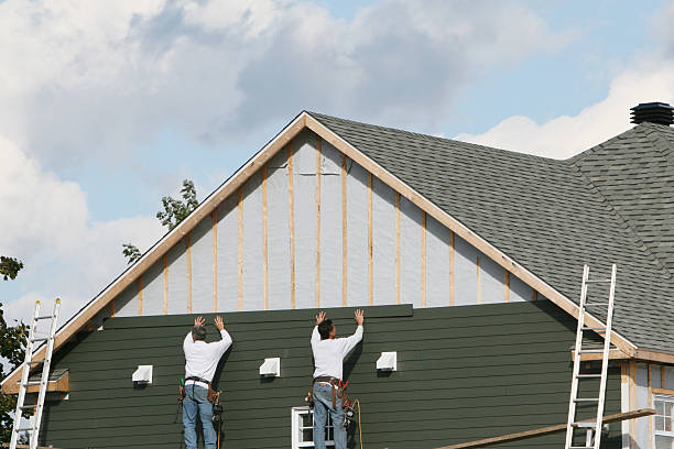 Professional Siding Replacement technician working in Falmouth, VA